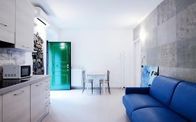 Blue Loft - The House Of Travelers
